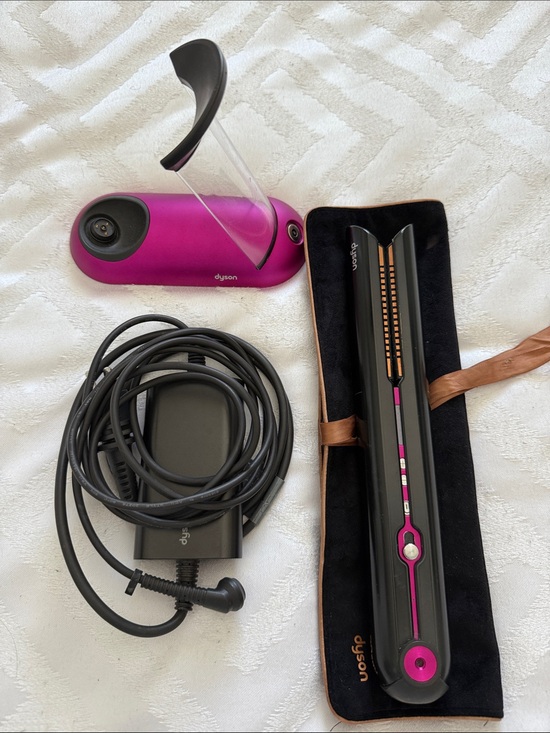 Dyson Accessories - Dyson Corrale Straightener with all accessories
